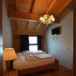 Hotel La Tresenda And Mountain Farm
