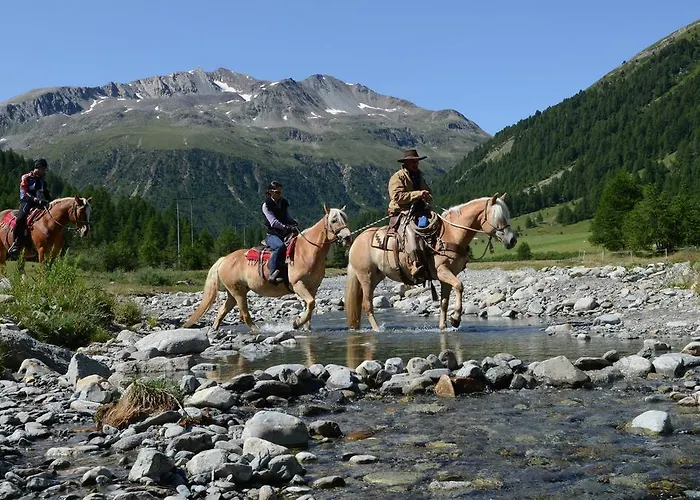 Hotel La Tresenda And Mountain Farm