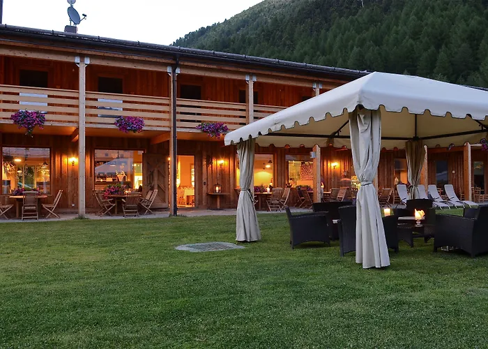 La Tresenda And Mountain Farm