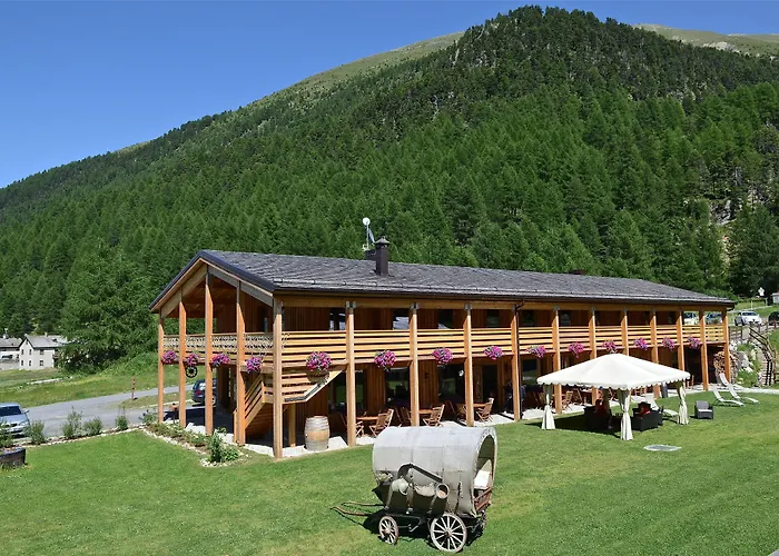 La Tresenda And Mountain Farm *