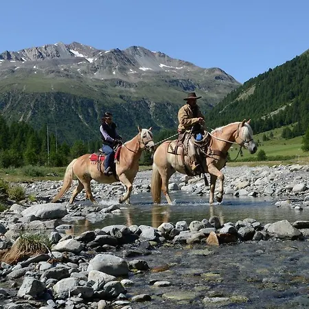 Hotel La Tresenda Hotel And Mountain Farm